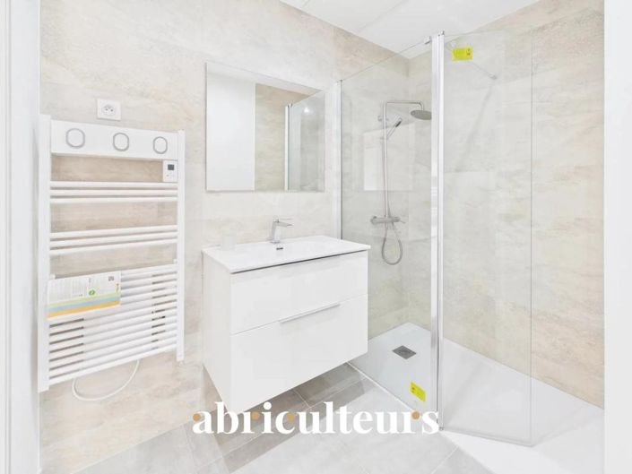 Image No.17-3 Bed Apartment for sale