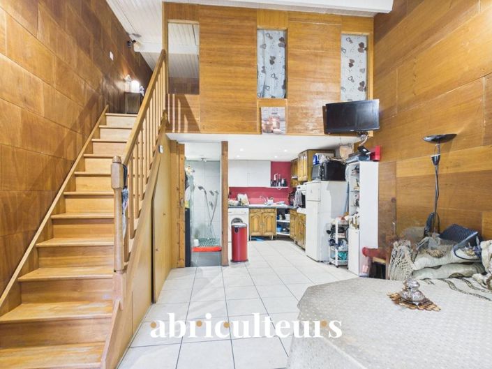 Image No.15-5 Bed House for sale