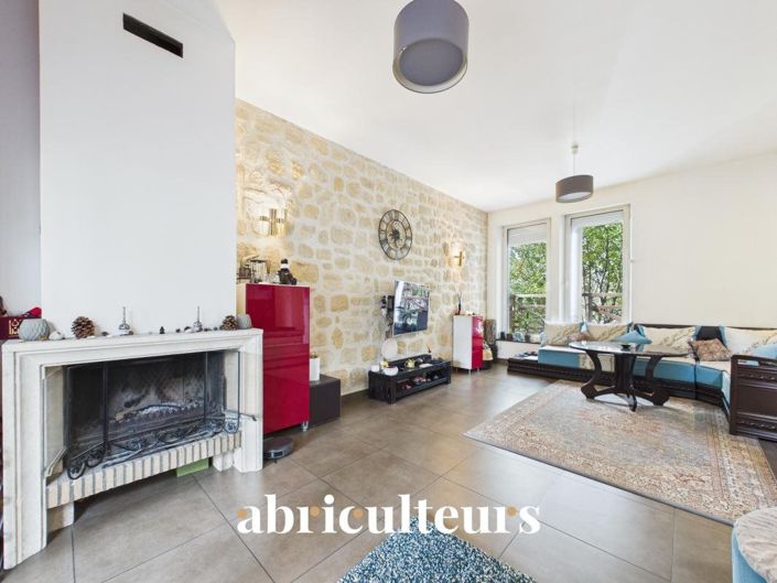 Image No.5-5 Bed House for sale