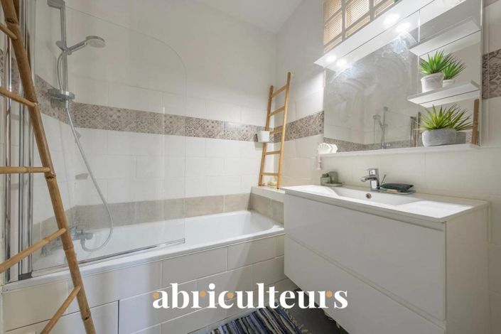 Image No.8-Appartement de 2 chambres à vendre à Bordeaux