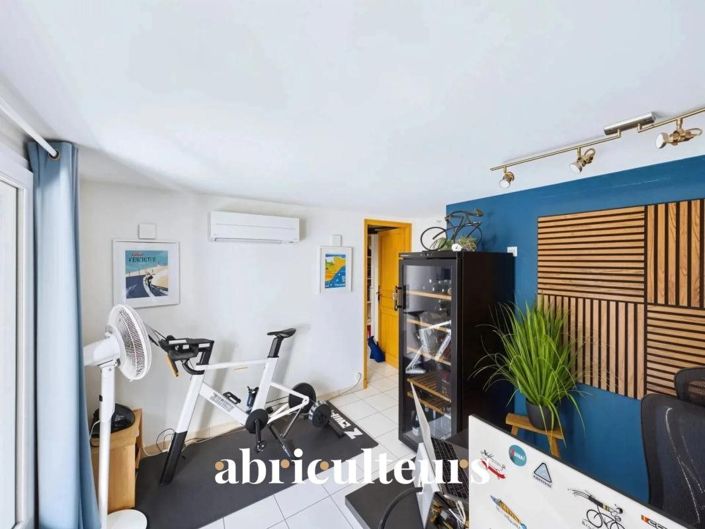 Image No.14-8 Bed House for sale