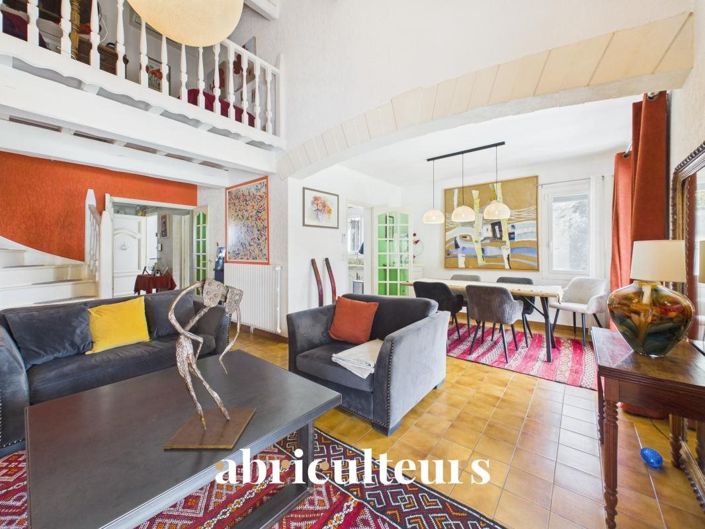 Image No.7-4 Bed House for sale