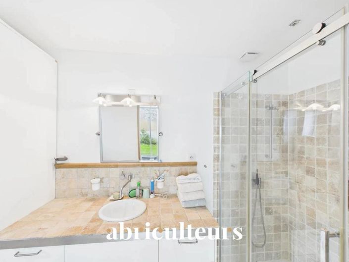 Image No.12-3 Bed House for sale