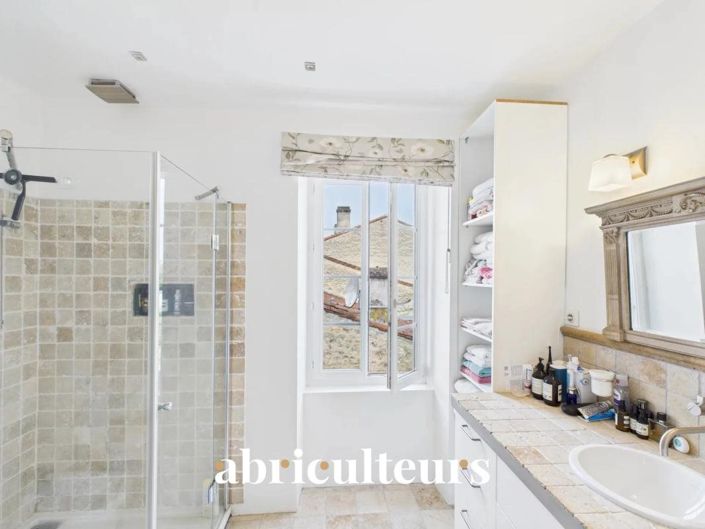 Image No.13-3 Bed House for sale