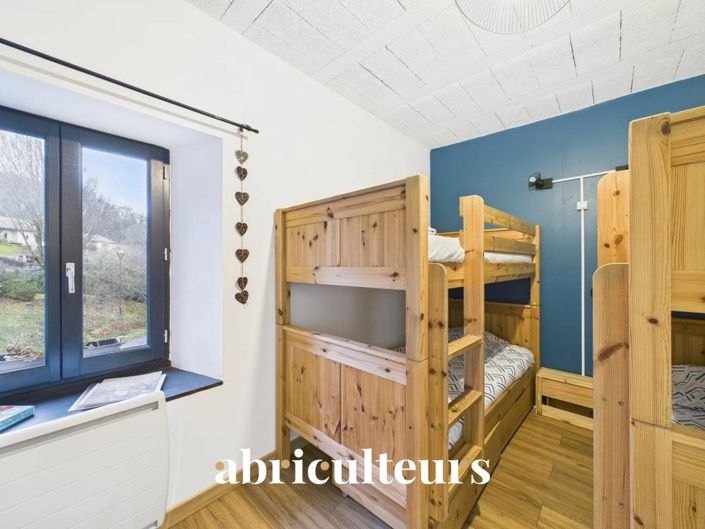 Image No.14-8 Bed House for sale