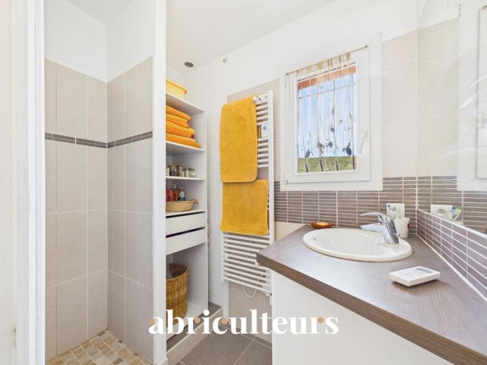 Image No.14-3 Bed House for sale