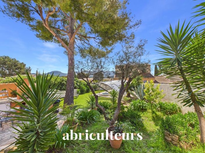 Image No.2-3 Bed House for sale