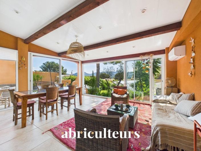 Image No.5-3 Bed House for sale