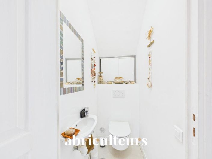 Image No.7-3 Bed House for sale