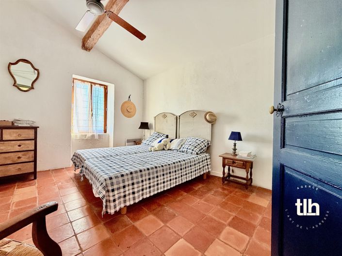 Image No.18-4 Bed House for sale