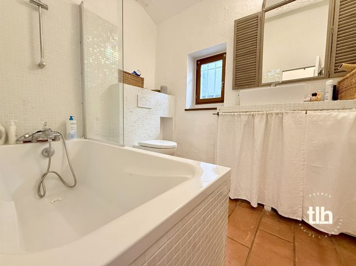 Image No.21-4 Bed House for sale