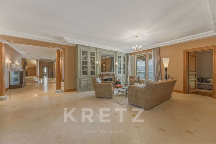 Image No.5-7 Bed House for sale