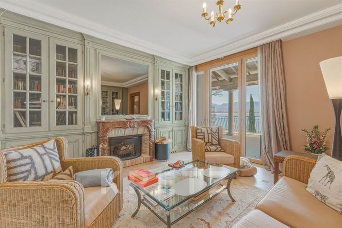 Image No.8-7 Bed House for sale