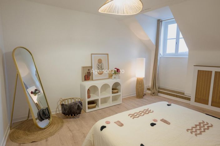 Image No.5-House for sale