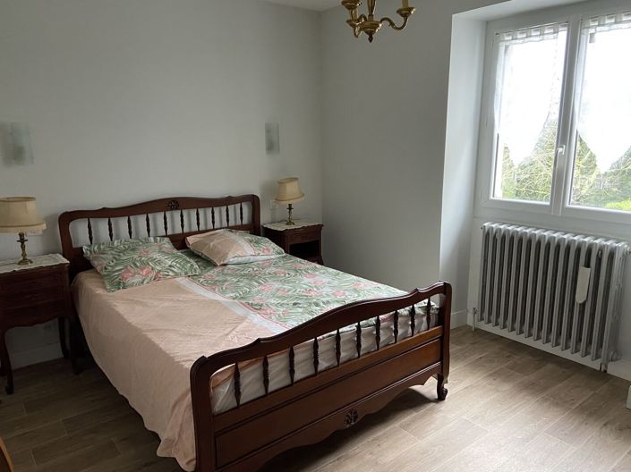 Image No.12-4 Bed House for sale