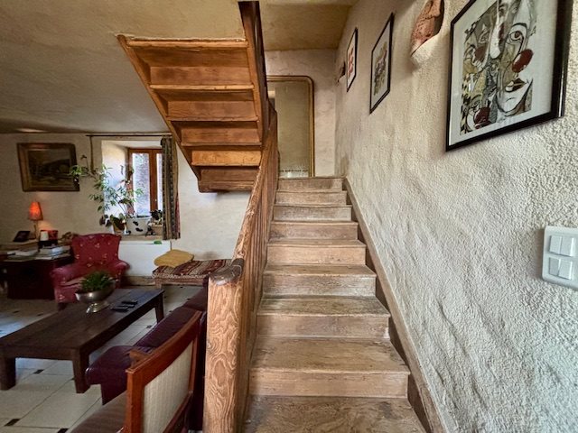 Image No.13-4 Bed House for sale