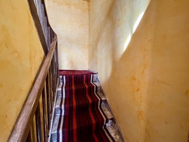 Image No.18-4 Bed House for sale