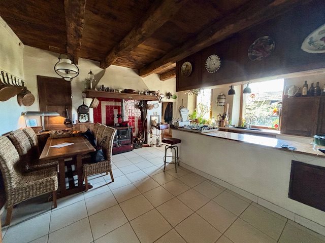 Image No.2-4 Bed House for sale