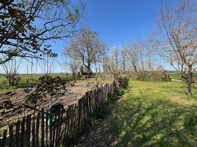 Image No.26-4 Bed House for sale