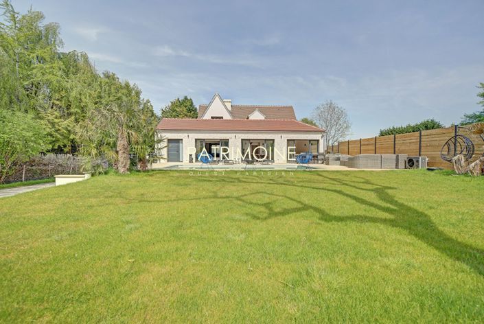 Image No.2-6 Bed Property for sale