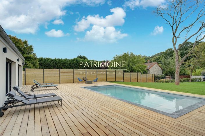 Image No.3-6 Bed Property for sale