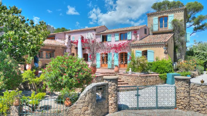 Image No.2-5 Bed House for sale