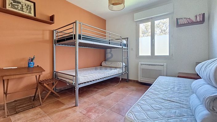 Image No.15-7 Bed House for sale