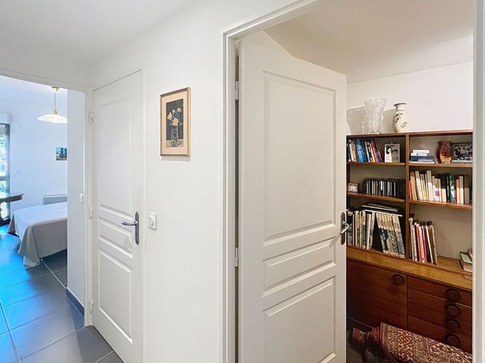 Image No.13-2 Bed Apartment for sale