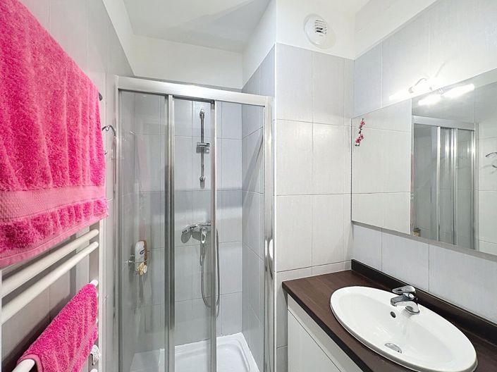 Image No.14-2 Bed Apartment for sale