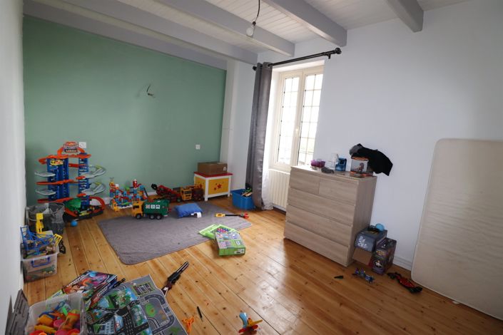 Image No.11-4 Bed House for sale