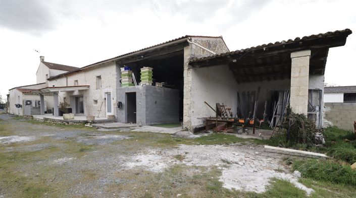 Image No.19-4 Bed House for sale