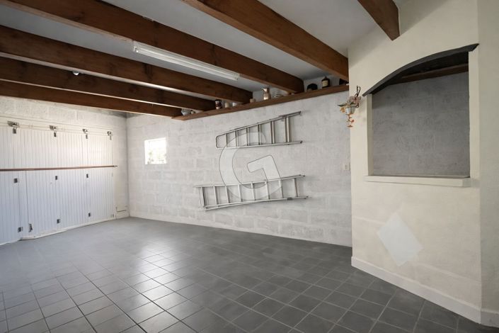 Image No.11-4 Bed House for sale