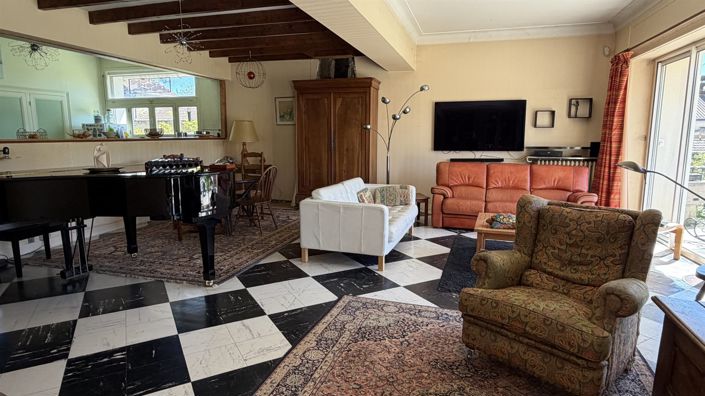 Image No.10-Maison de 7 chambres à vendre à Saint-Jean-d'Angély