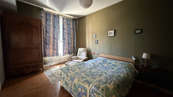 Image No.12-Maison de 7 chambres à vendre à Saint-Jean-d'Angély