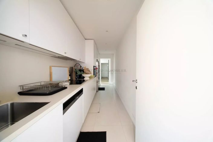 Image No.11-6 Bed Apartment for sale