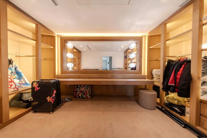 Image No.26-6 Bed Apartment for sale