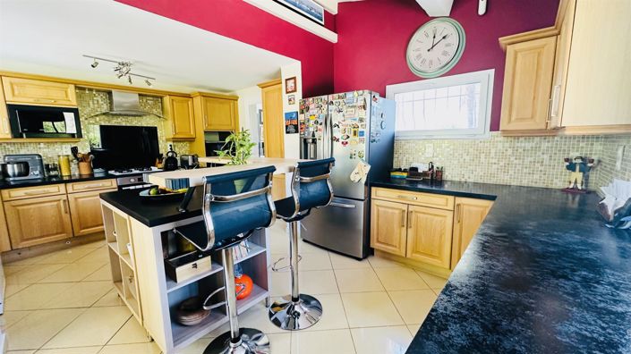 Image No.11-4 Bed House for sale