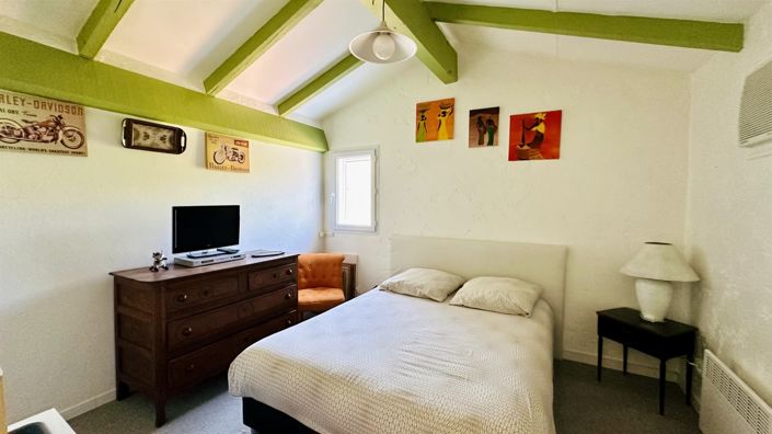 Image No.19-4 Bed House for sale