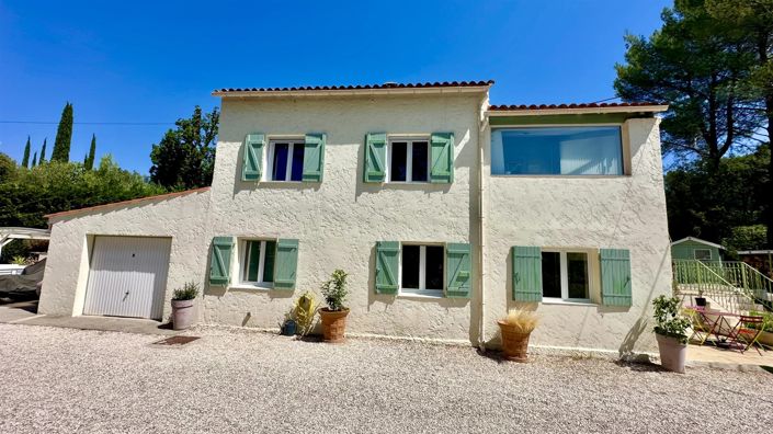 Image No.2-4 Bed House for sale