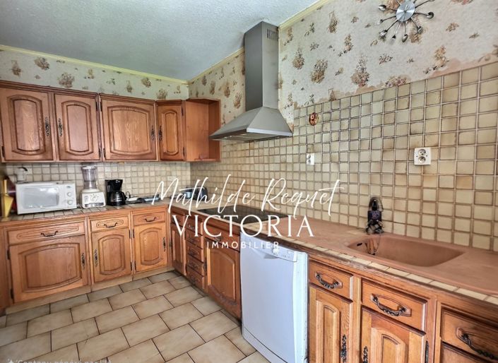 Image No.6-3 Bed House for sale