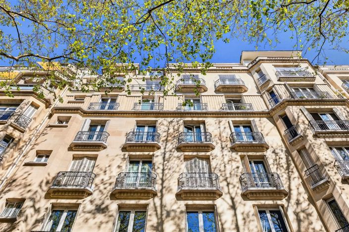 Image No.21-3 Bed Apartment for sale