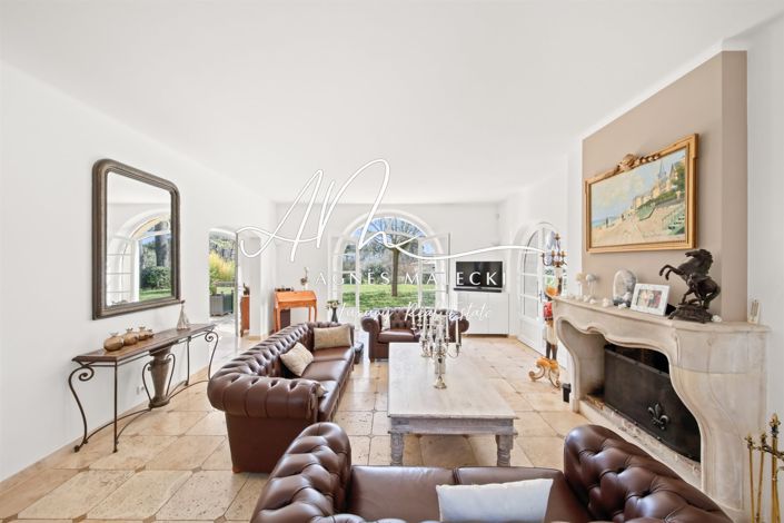 Image No.7-4 Bed House for sale