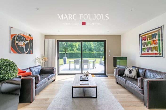 Image No.11-4 Bed House for sale