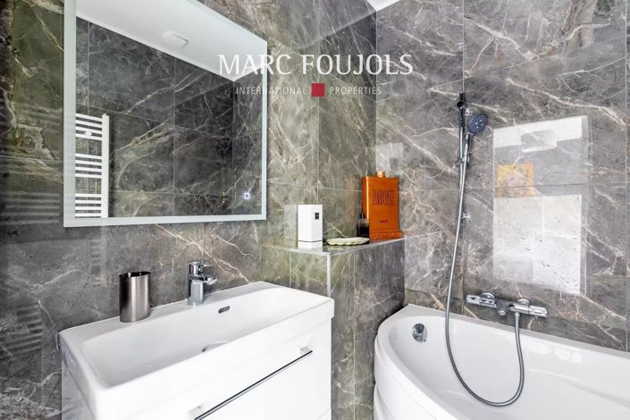 Image No.20-4 Bed House for sale