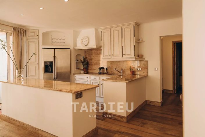Image No.3-Appartement de 3 chambres à vendre à Saint-Tropez
