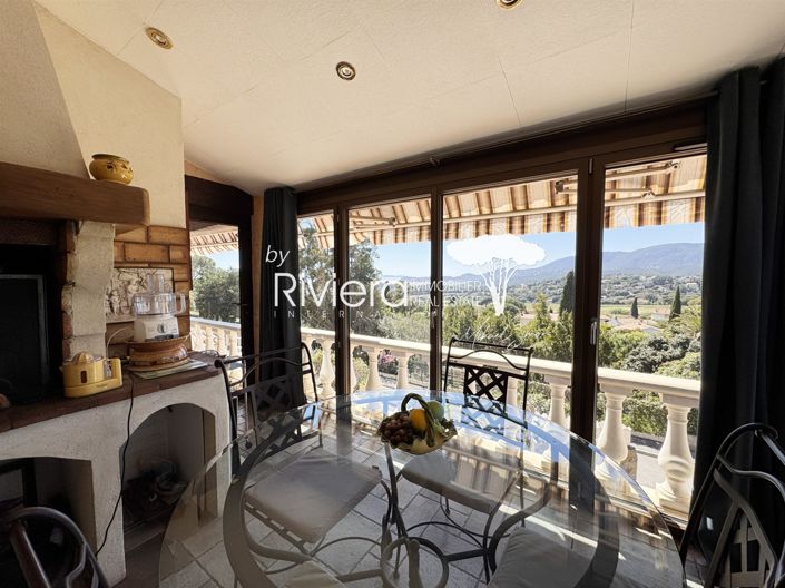 Image No.25-7 Bed House for sale