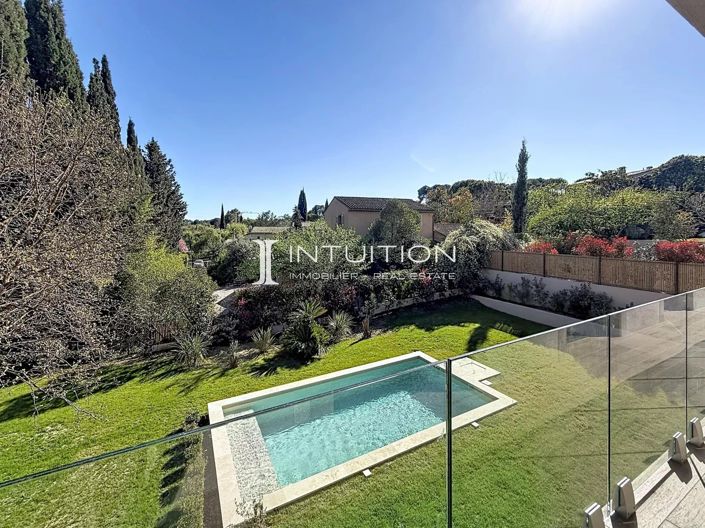 Image No.16-3 Bed House for sale