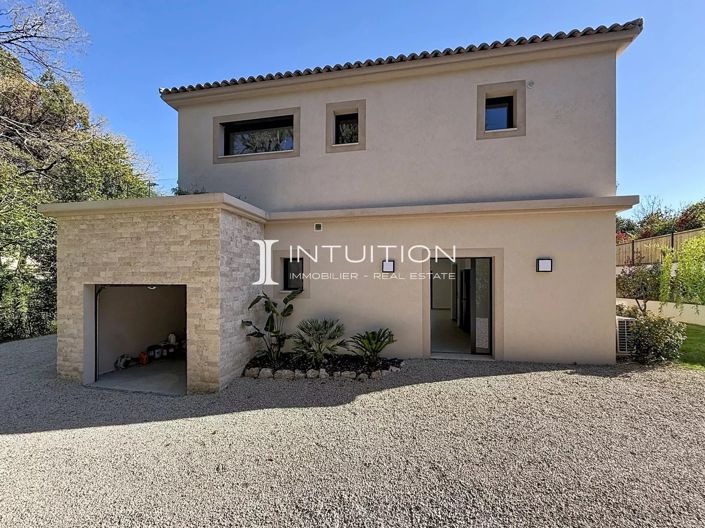 Image No.21-3 Bed House for sale