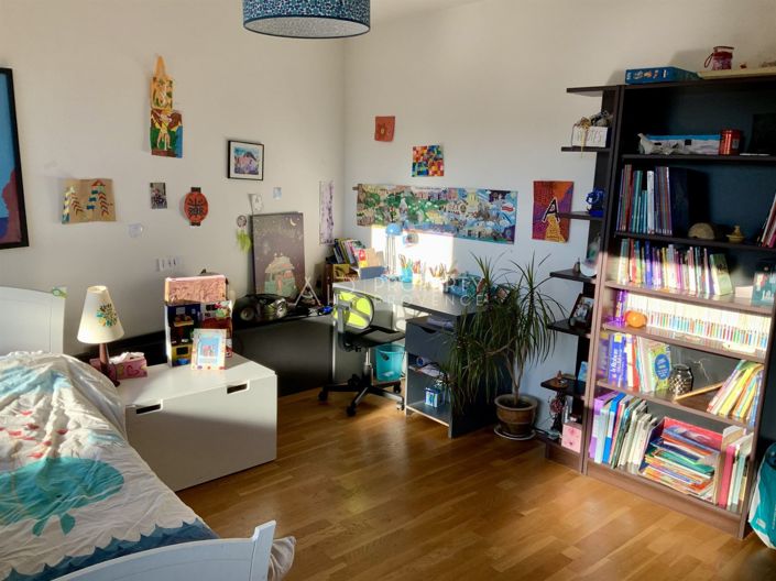 Image No.10-4 Bed House for sale