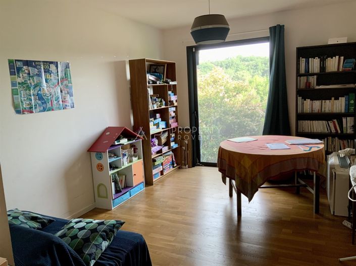 Image No.11-4 Bed House for sale